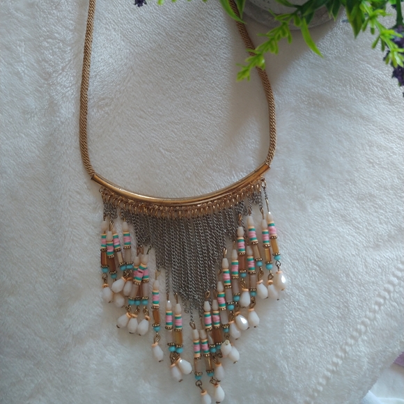 Turquoise beaded necklace - Picture 1 of 4